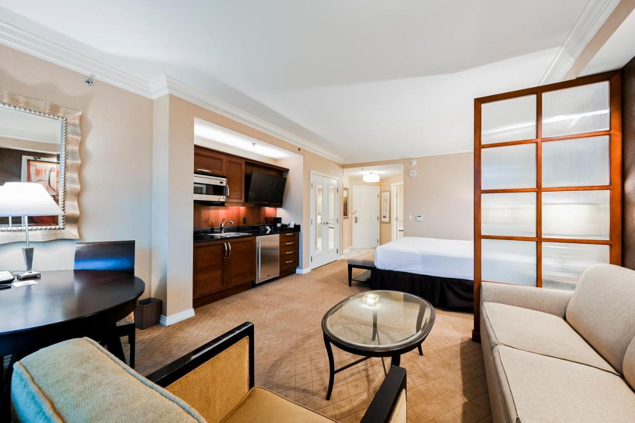 Penthouse Suite With Strip View At The Signature At Mgm Grand Las Vegas Exterior foto